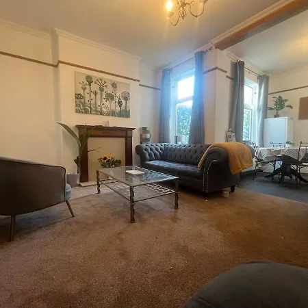 Lovely Spacious House In Fishponds Bristol