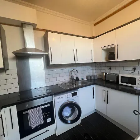 Hébergement de vacances Lovely Spacious House In Fishponds *
